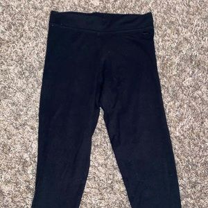 PINK VS crop leggings